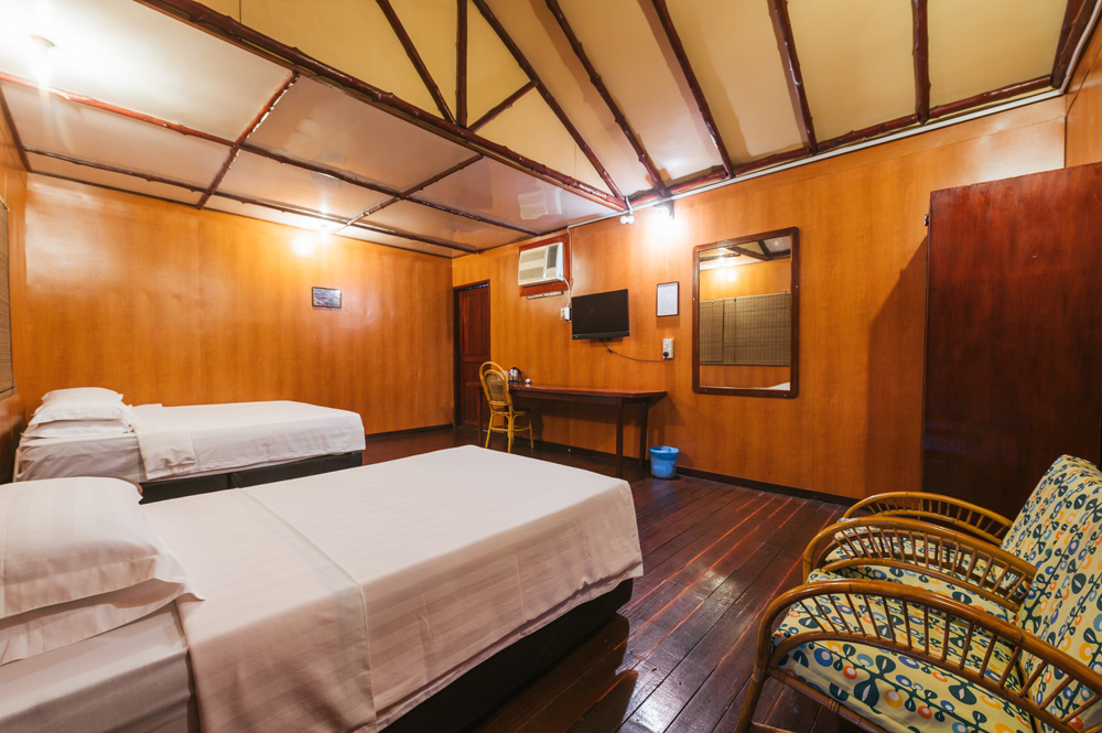 Landmark of Semporna | 龙门客栈 | Dragon Inn Floating Resort