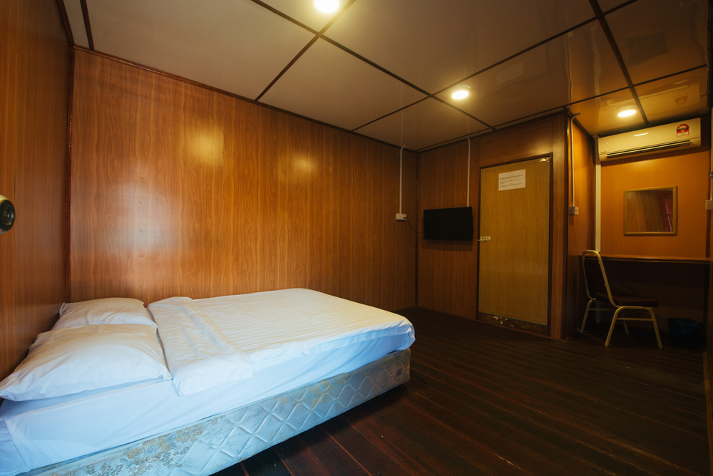 Landmark of Semporna | 龙门客栈 | Dragon Inn Floating Resort